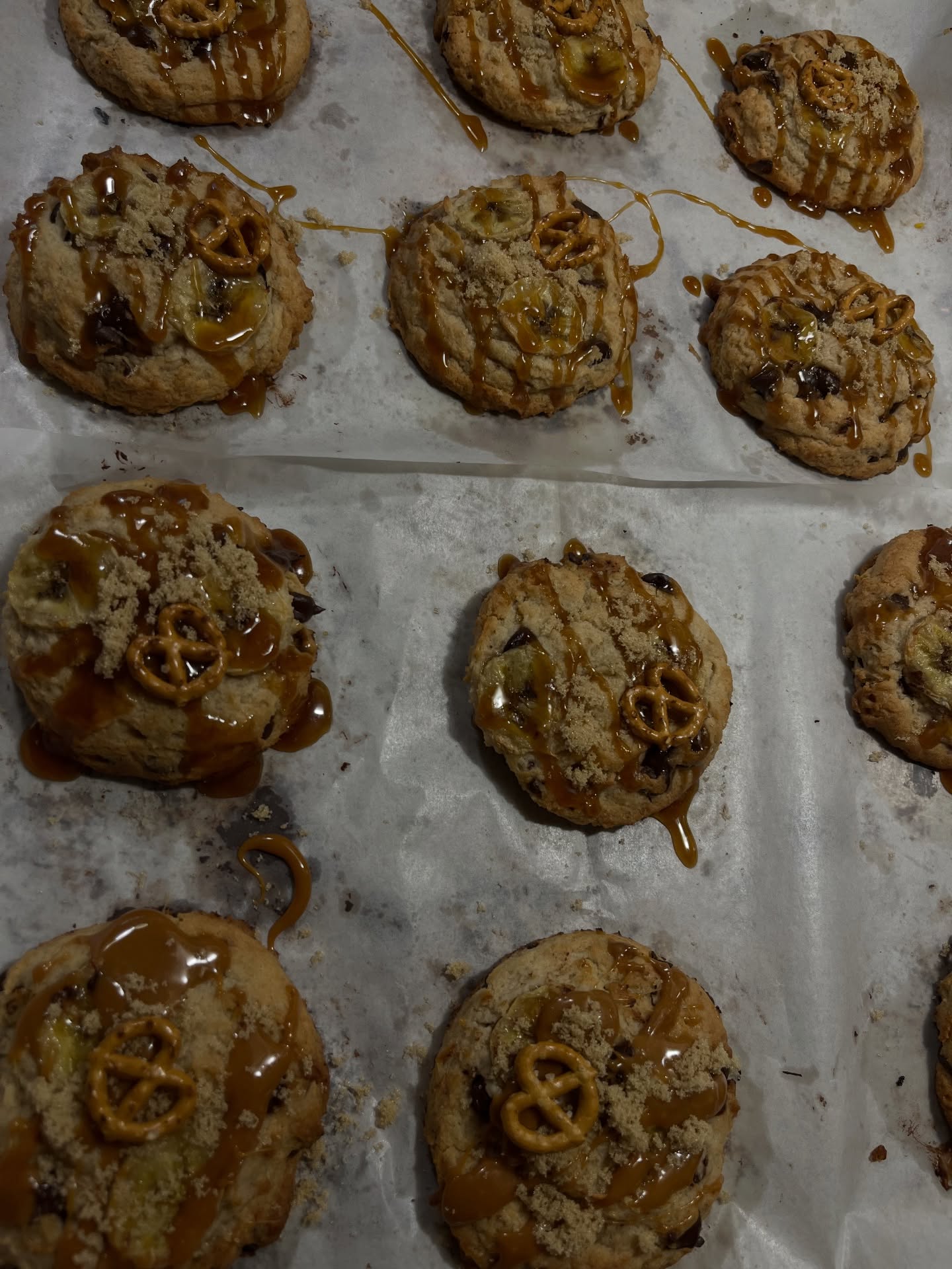 Biscuits Hibakes à la banane, aux pépites de chocolat et au caramel